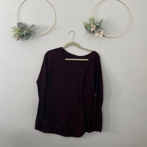 Oversized, off the shoulder maroon thermal